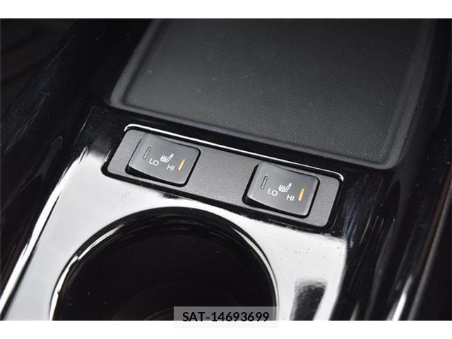 Toyota PRIUS 2022-04 8131927-20