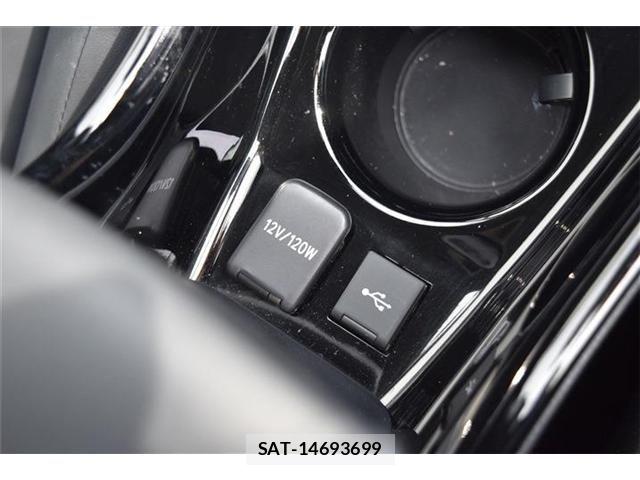 Toyota PRIUS 2022-04 8131927-21