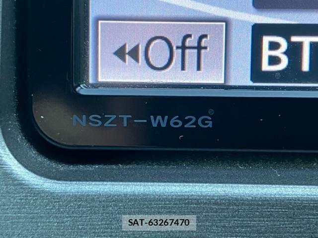 Toyota PRIUS 2012-07 8131951-20