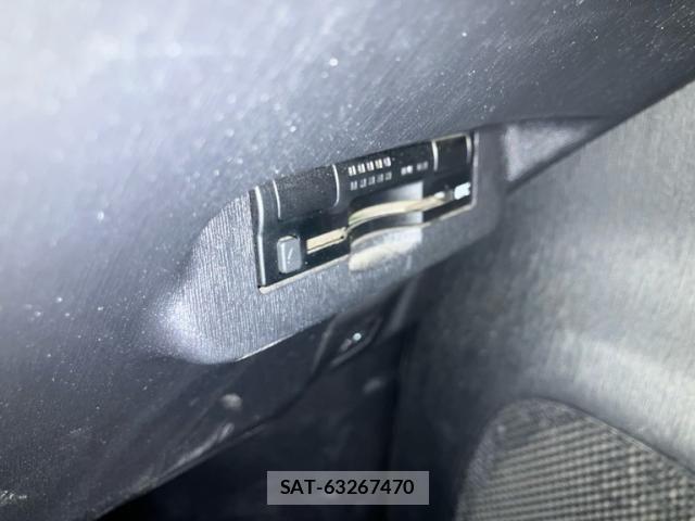 Toyota PRIUS 2012-07 8131951-22