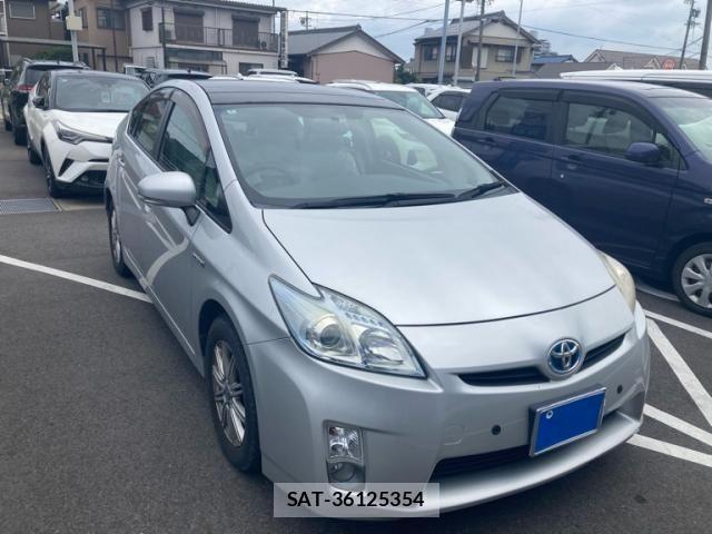 Toyota PRIUS 2010-05 8131957-0