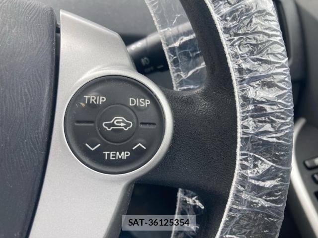 Toyota PRIUS 2010-05 8131957-20
