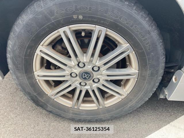 Toyota PRIUS 2010-05 8131957-5