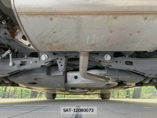 Toyota PRIUS 2020-02 8131931-18