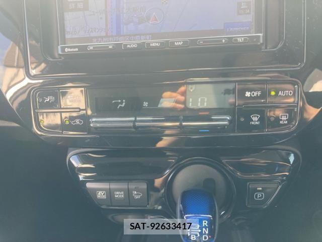 Toyota PRIUS 2019-08 8131943-21