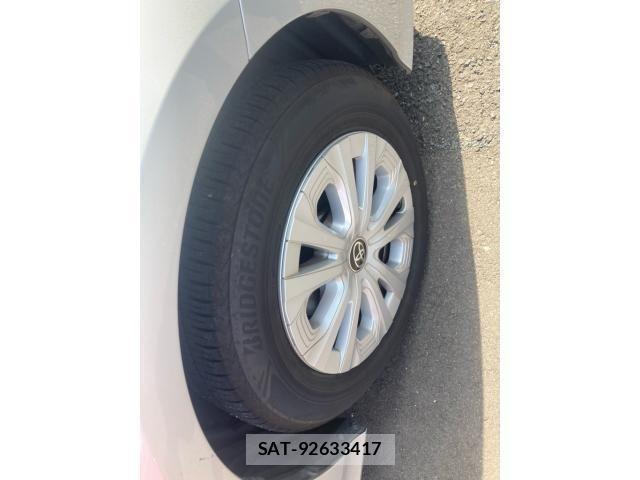 Toyota PRIUS 2019-08 8131943-6