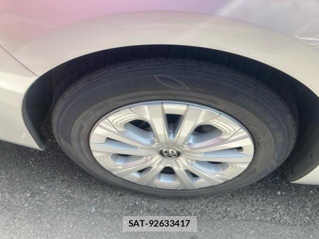 Toyota PRIUS 2019-08 8131943-7
