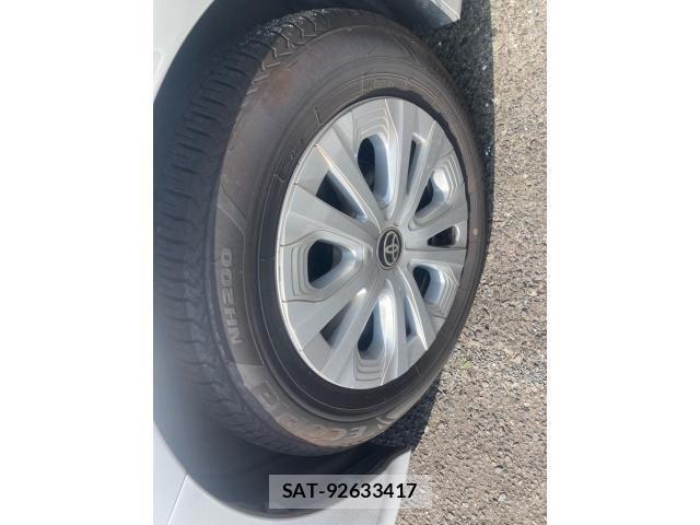 Toyota PRIUS 2019-08 8131943-8
