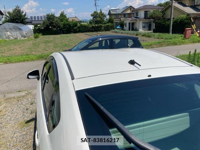 Toyota PRIUS 2012-06 8131962-7
