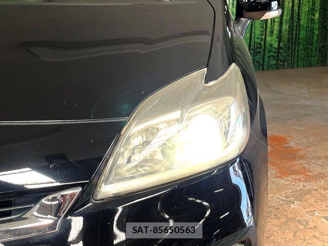 Toyota PRIUS 2013-07 8131946-10