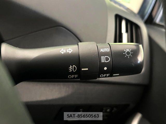 Toyota PRIUS 2013-07 8131946-5