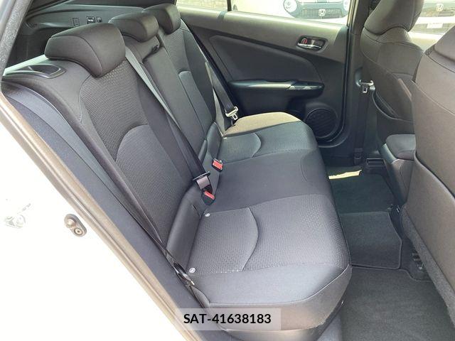 Toyota PRIUS 2021-07 8131934-18