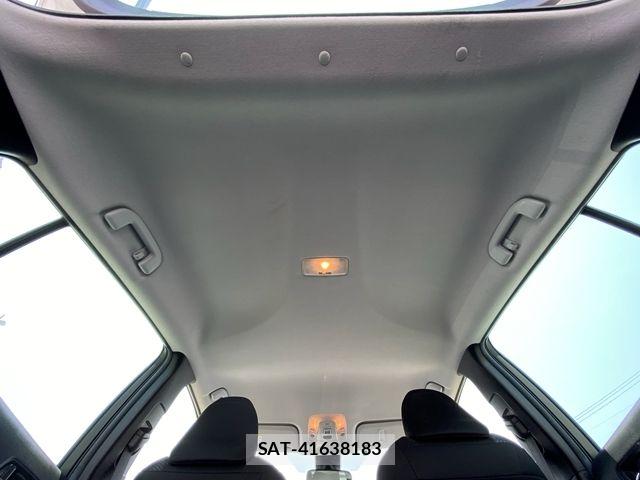 Toyota PRIUS 2021-07 8131934-20