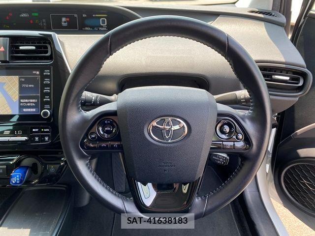 Toyota PRIUS 2021-07 8131934-24