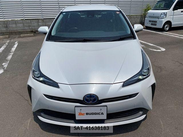 Toyota PRIUS 2021-07 8131934-2