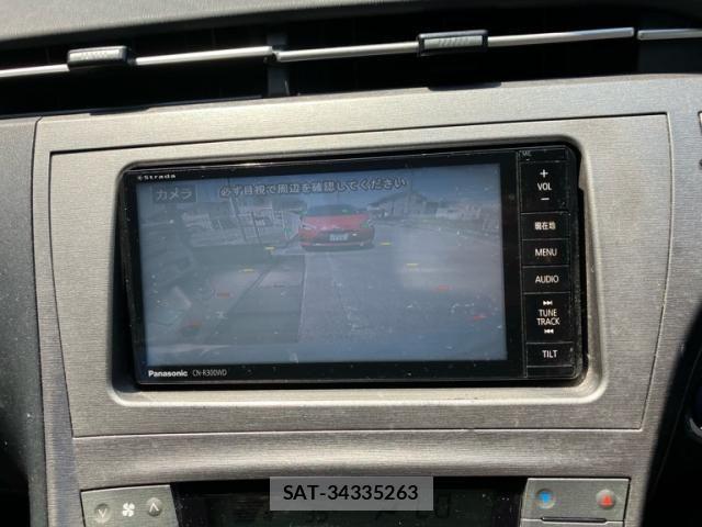 Toyota PRIUS 2014-04 8131955-16