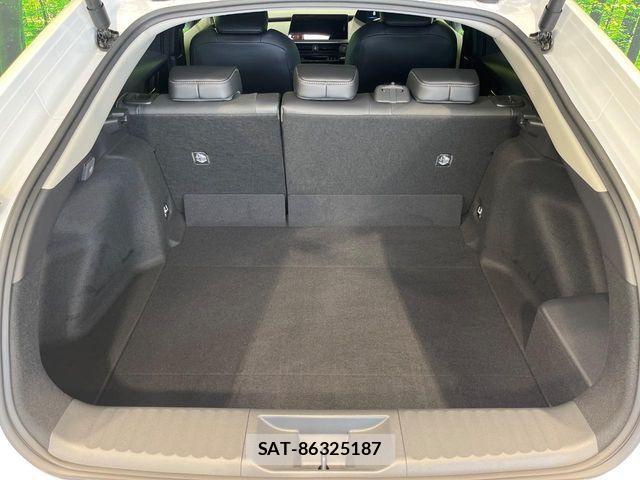 Toyota PRIUS 2025-04 8131915-9