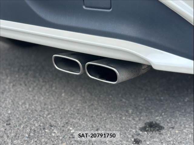 Toyota PRIUS 2017-11 8131933-6