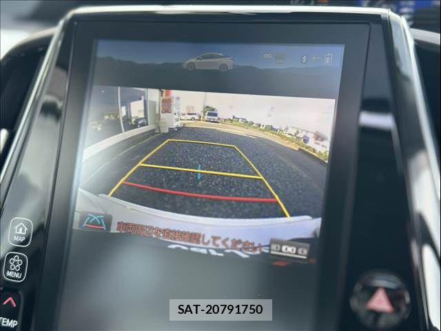 Toyota PRIUS 2017-11 8131933-8
