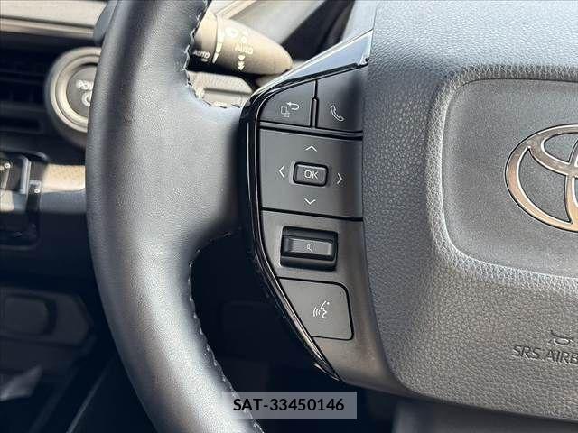 Toyota PRIUS 2023-09 8131923-27