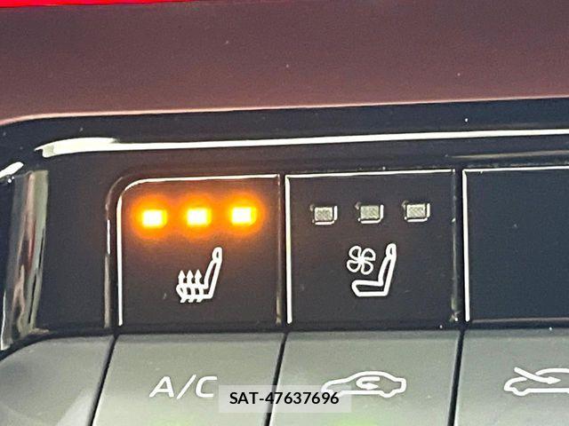 Toyota PRIUS 2023-10 8146436-6
