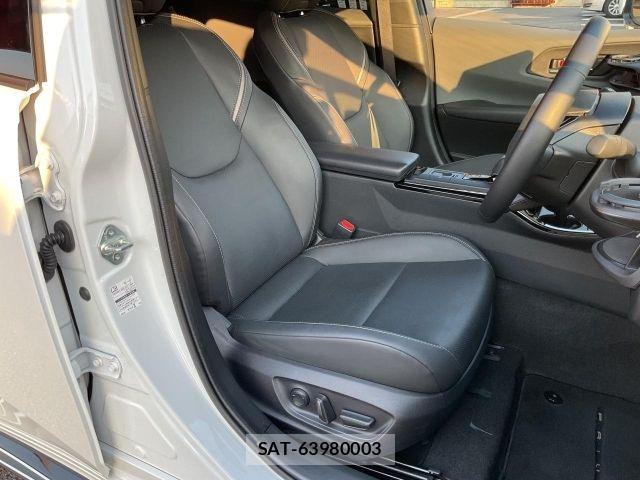 Toyota PRIUS 2025-04 8146421-9