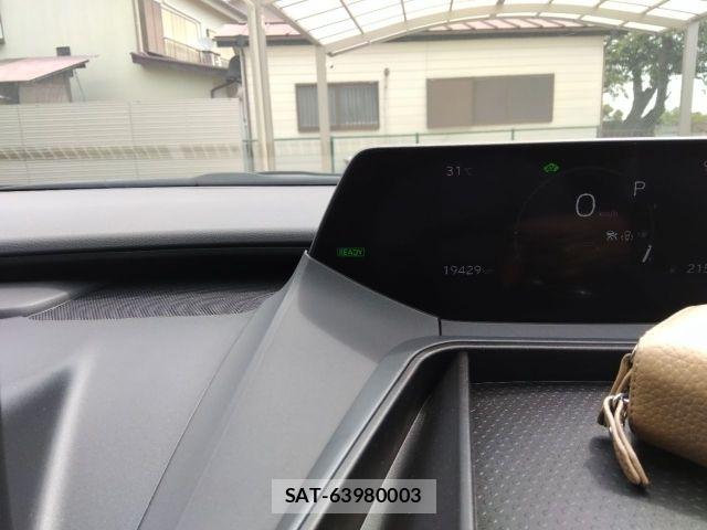 Toyota PRIUS 2025-04 8146421-27