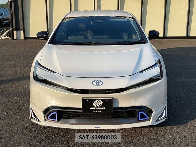 Toyota PRIUS 2025-04 8146421-3