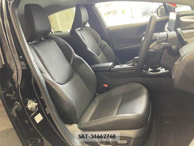 Toyota PRIUS 2023-11 8146443-11