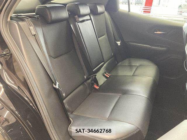 Toyota PRIUS 2023-11 8146443-12