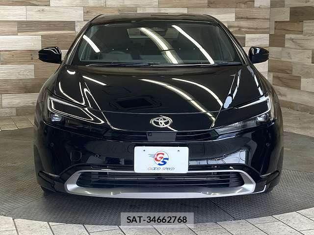 Toyota PRIUS 2023-11 8146443-2