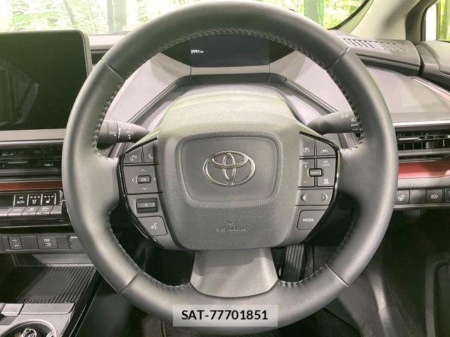 Toyota PRIUS 2024-10 8146425-10