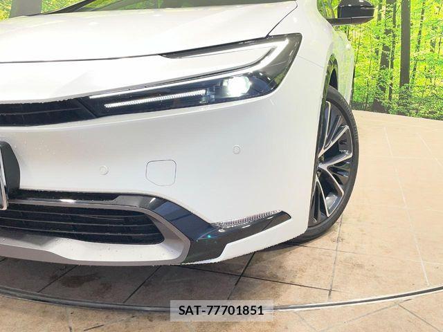 Toyota PRIUS 2024-10 8146425-11