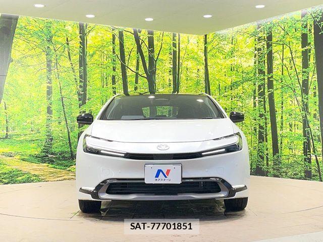 Toyota PRIUS 2024-10 8146425-13