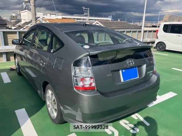 Toyota PRIUS 2003-09 8146471-3