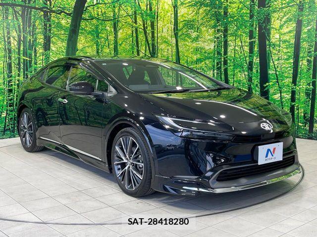Toyota PRIUS 2023-05 8146435-15