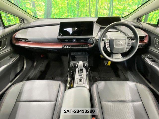 Toyota PRIUS 2023-05 8146435-1