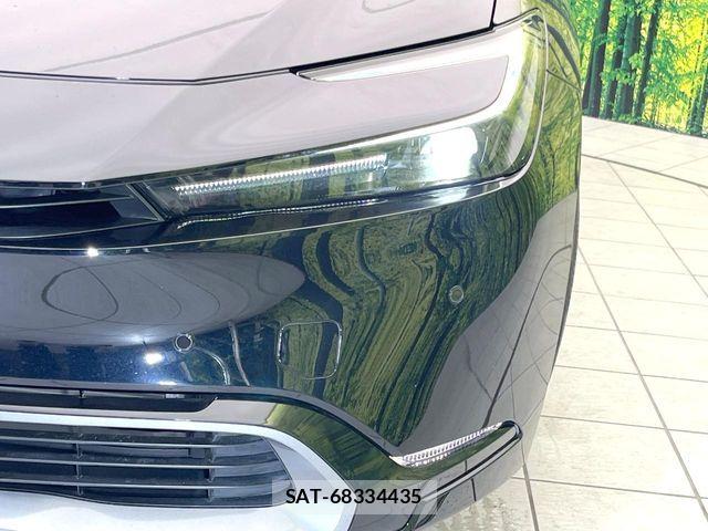 Toyota PRIUS 2023-06 8146438-11