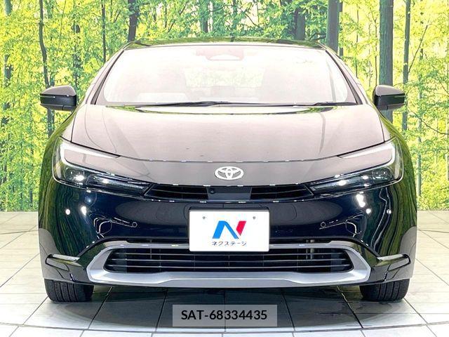 Toyota PRIUS 2023-06 8146438-13