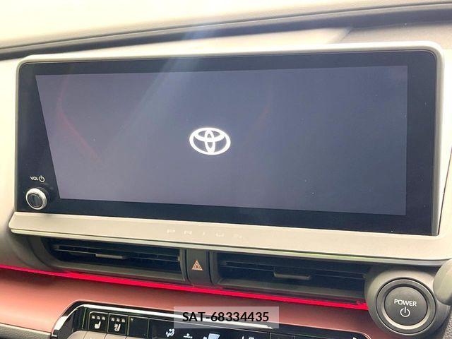 Toyota PRIUS 2023-06 8146438-2