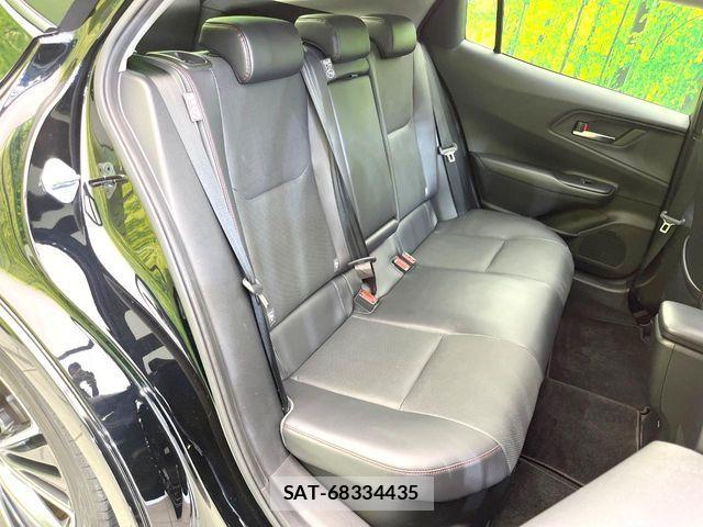 Toyota PRIUS 2023-06 8146438-8