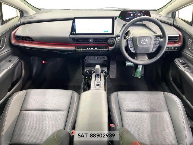 Toyota PRIUS 2023-07 8146429-1