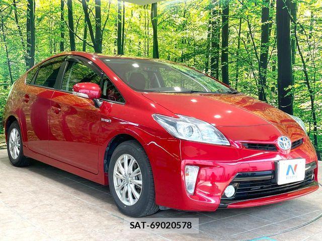 Toyota PRIUS 2015-03 8146469-15