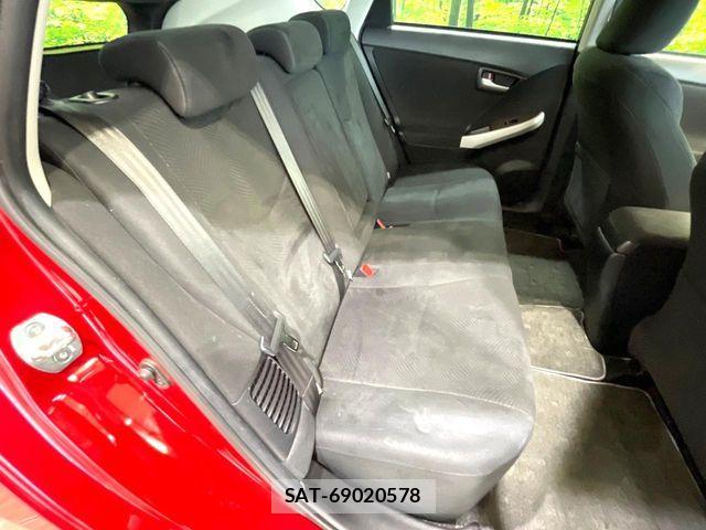 Toyota PRIUS 2015-03 8146469-8