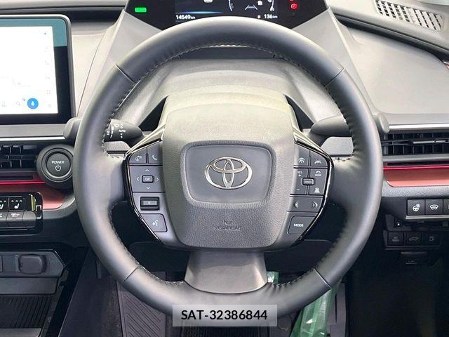 Toyota PRIUS 2025-07 8146426-10
