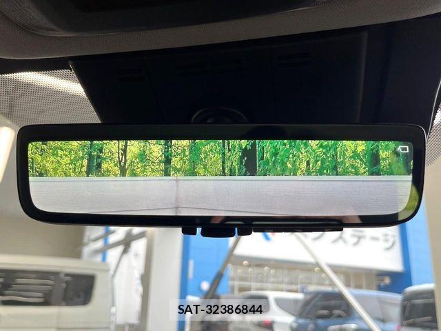 Toyota PRIUS 2025-07 8146426-4