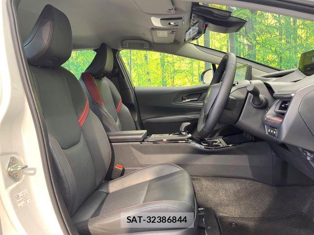 Toyota PRIUS 2025-07 8146426-7
