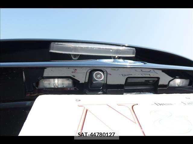 Toyota PRIUS 2021-11 8146452-21