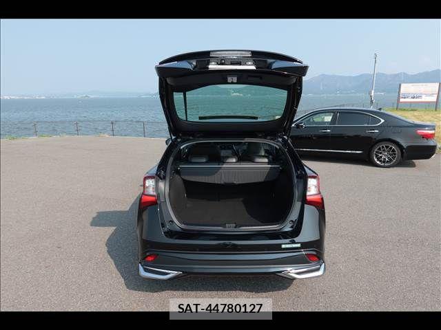 Toyota PRIUS 2021-11 8146452-22