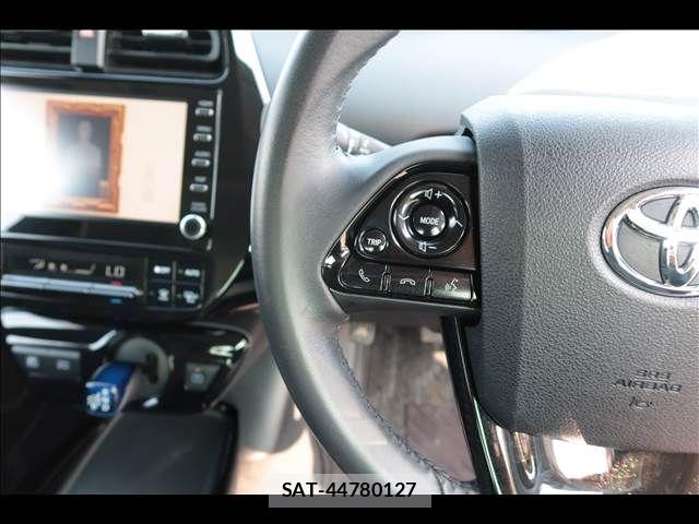 Toyota PRIUS 2021-11 8146452-29